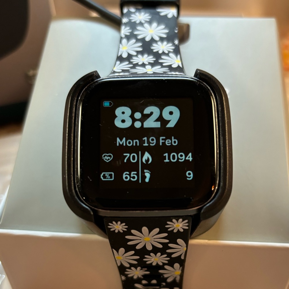 Fitbit versa 2
